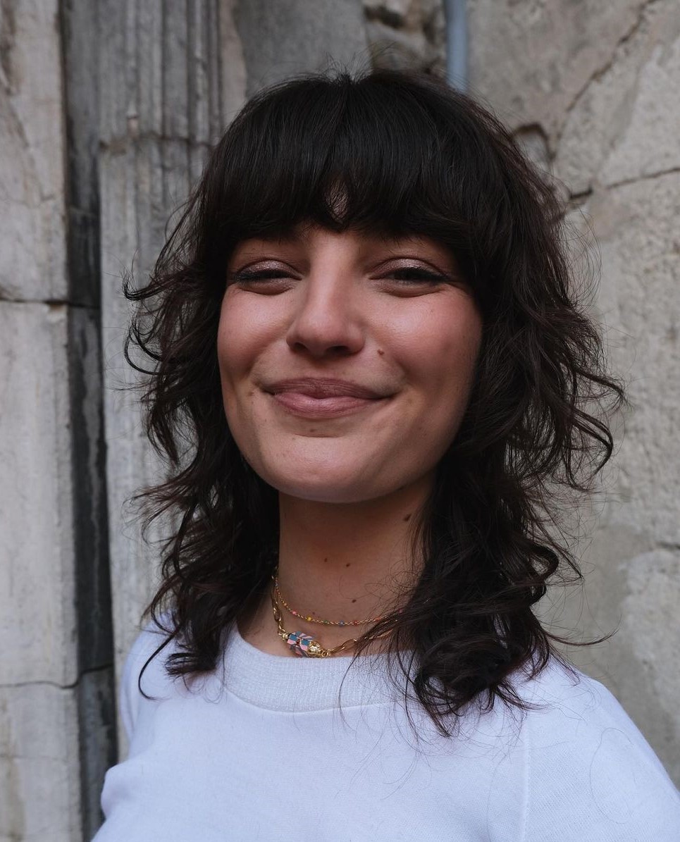 Shoulder Length Wavy Wolf Cut