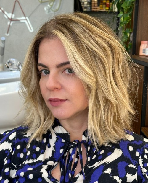 Sunlit Blonde Textured No Bangs Lob