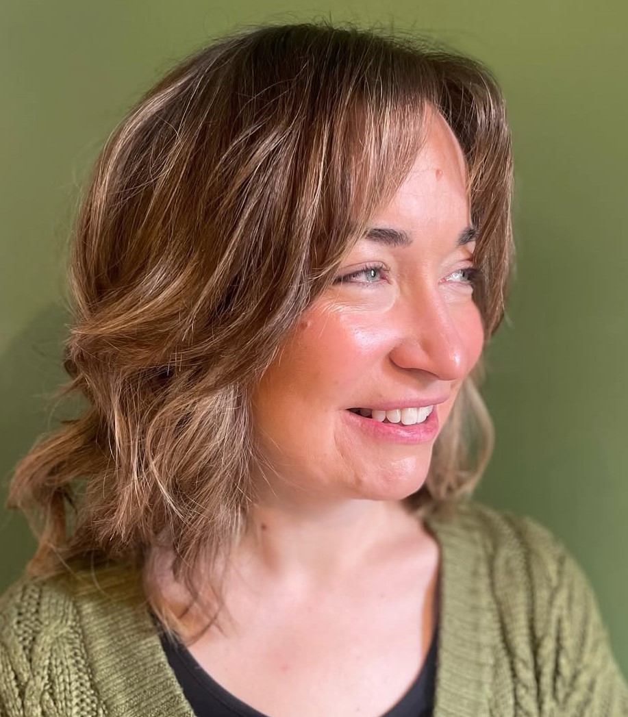 Youthful Medium Cuts