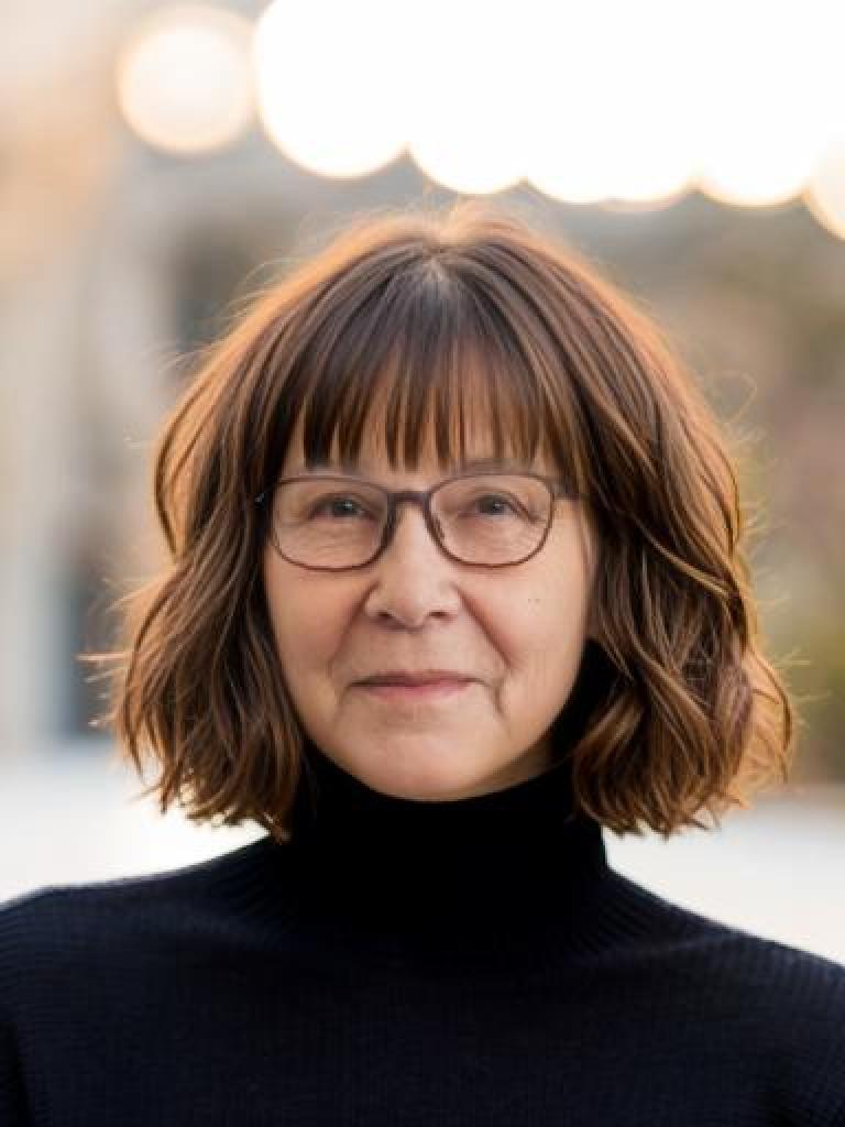 Blunt Bangs to Fide Forehead Wrinkles