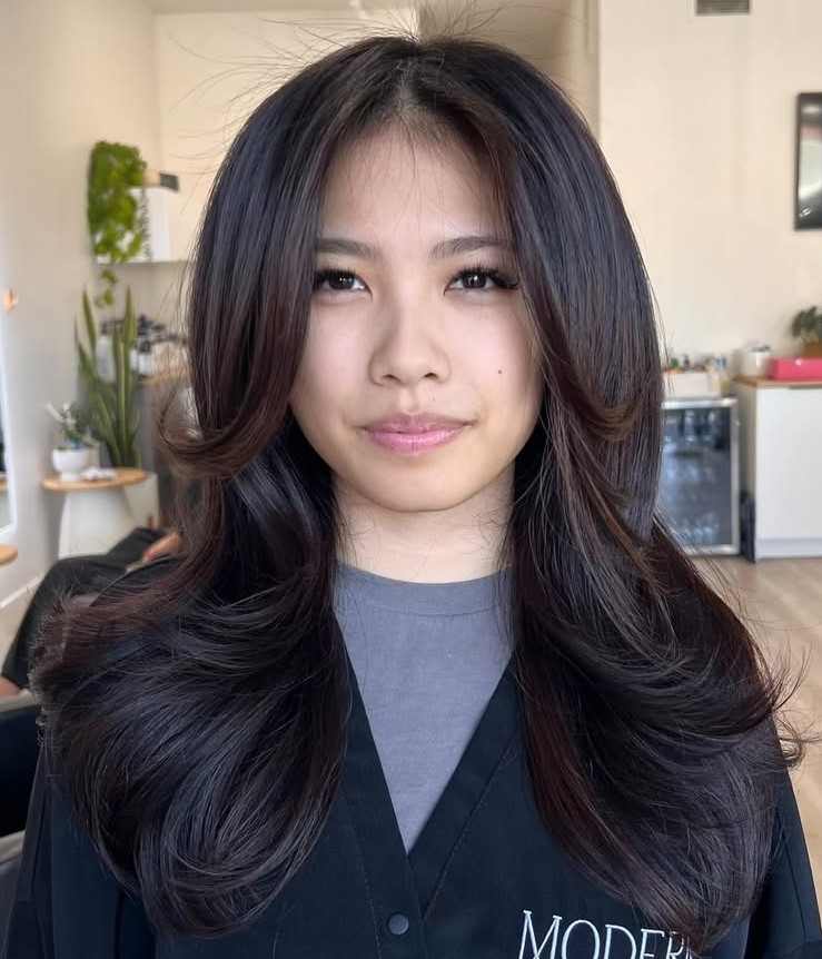 Dark Mahogany Brown Hairstyle