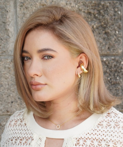 Collarbone Comb Over Beige Apricot Bob