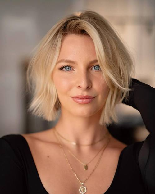 Blunt Comb Over Bob With Side Bangs